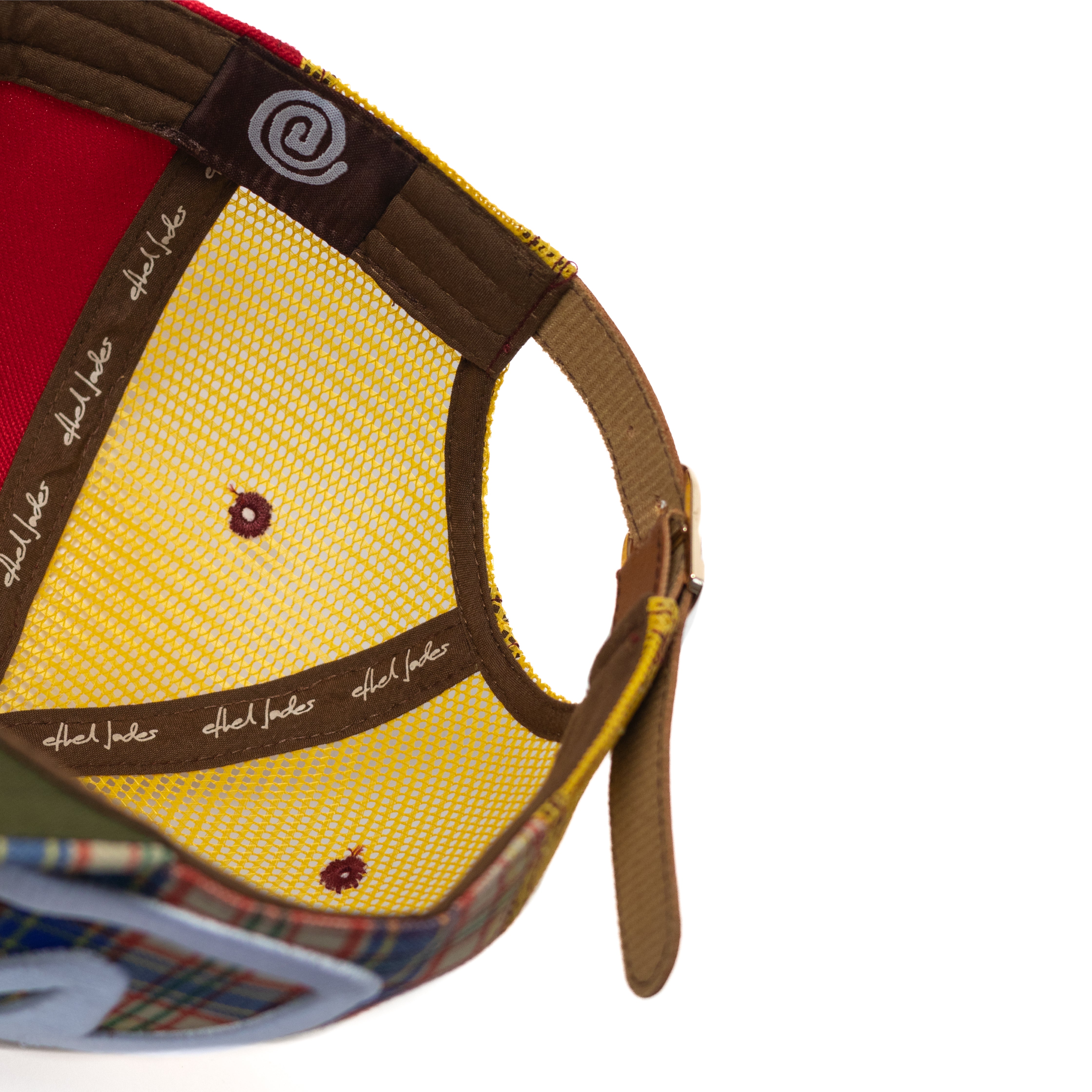 'SIGNATURE' STRAPBACK RED PLAID